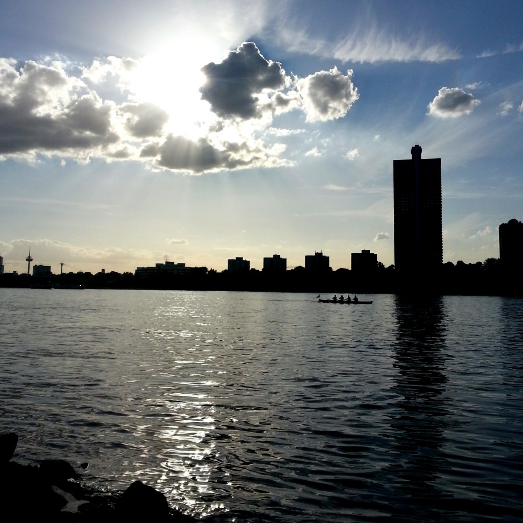 Sonne über dem Rhein, Köln